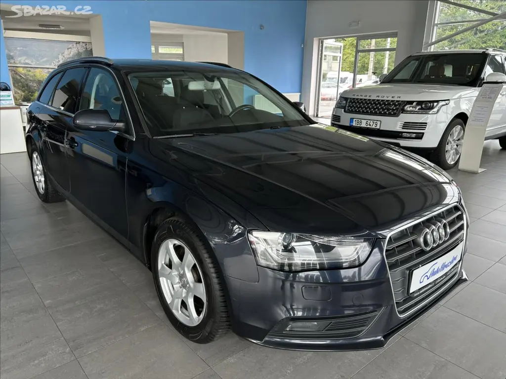 Audi A4, 2,0 TDI,B8.5,SERVISKA,TAŽNÉ